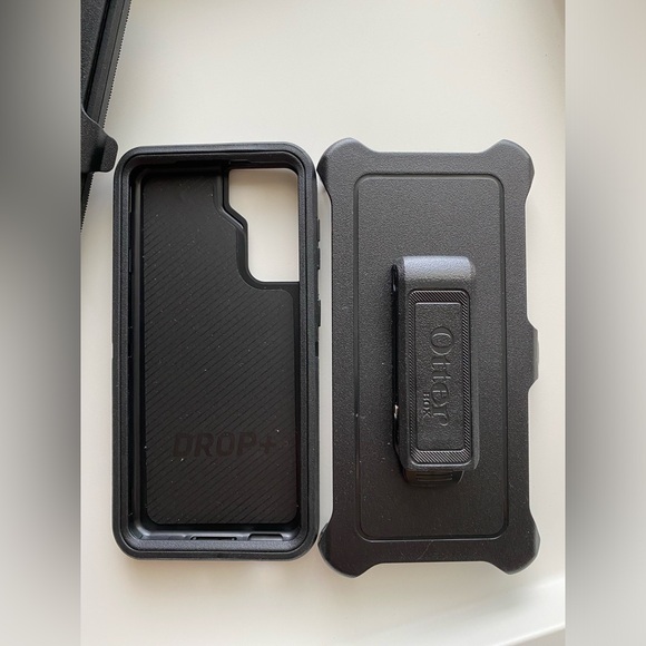 Samsung galaxy S21 5G Otterbox defender - Picture 4 of 4